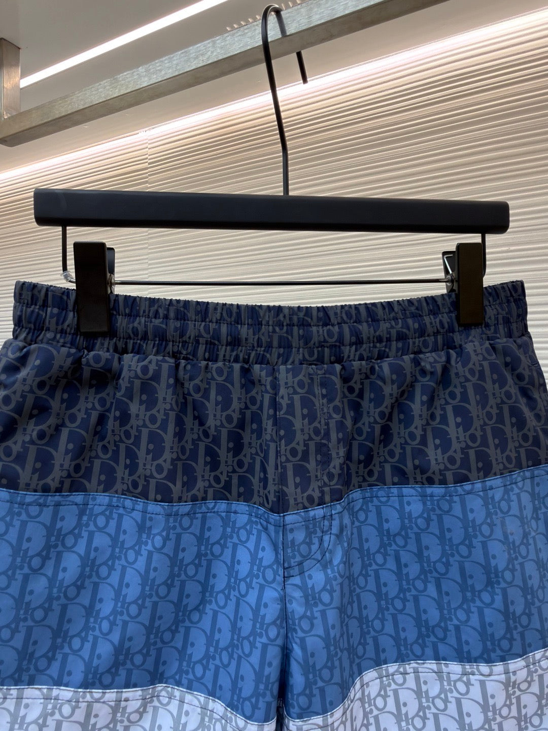 Dior - Short de bain oblique en tissu technique Color Block