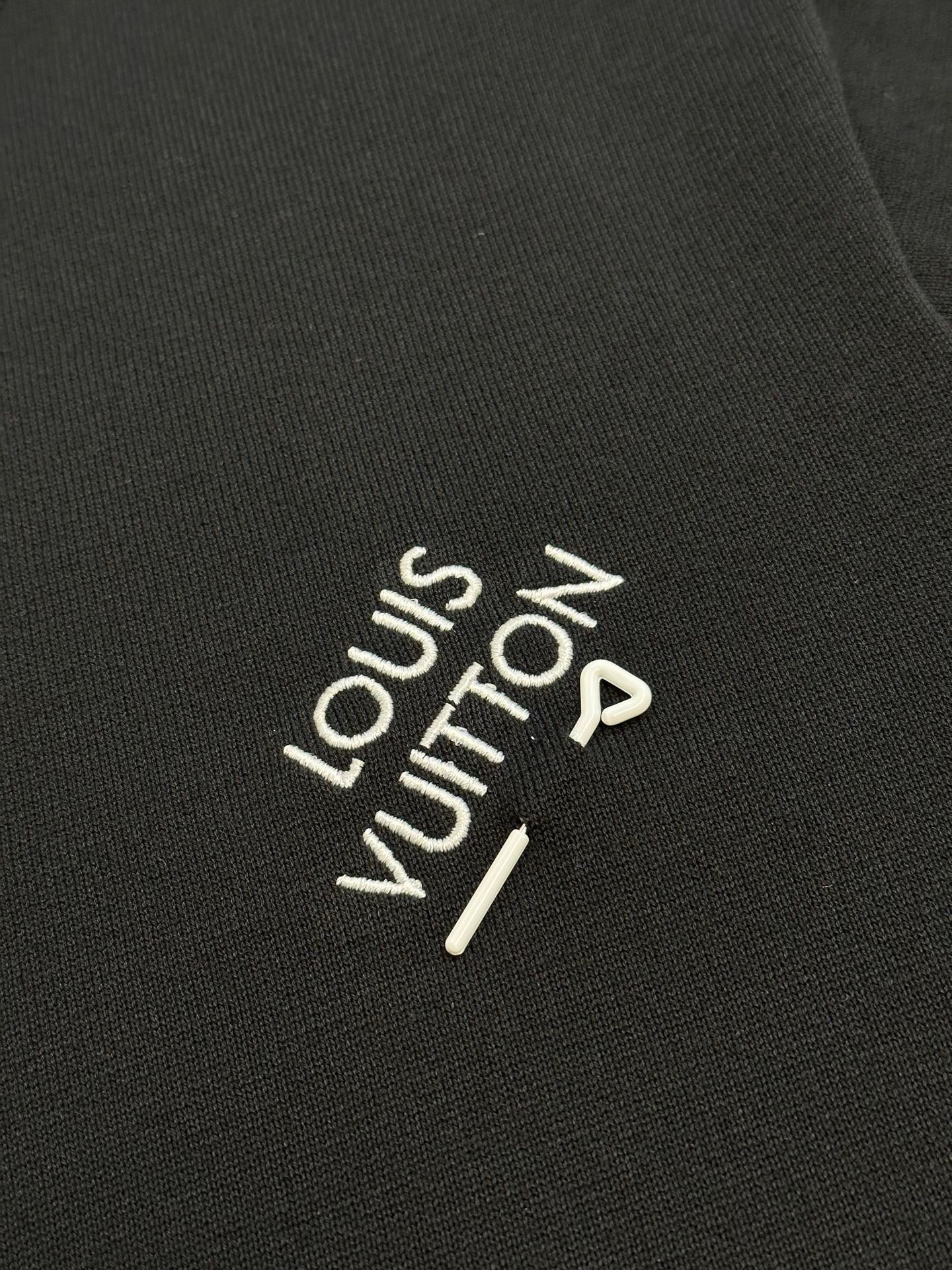Louis Vuitton - T-shirt Coton noir broderie Blanche