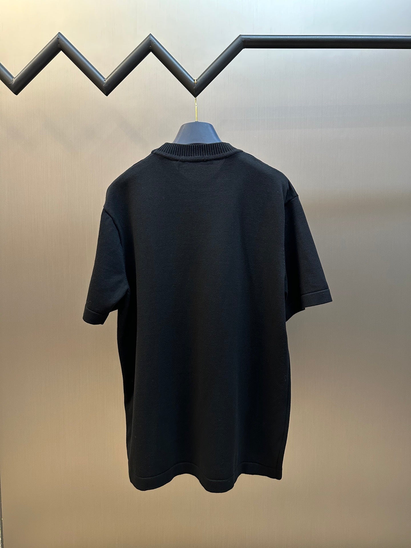 Louis Vuitton - T-shirt Coton noir broderie Blanche
